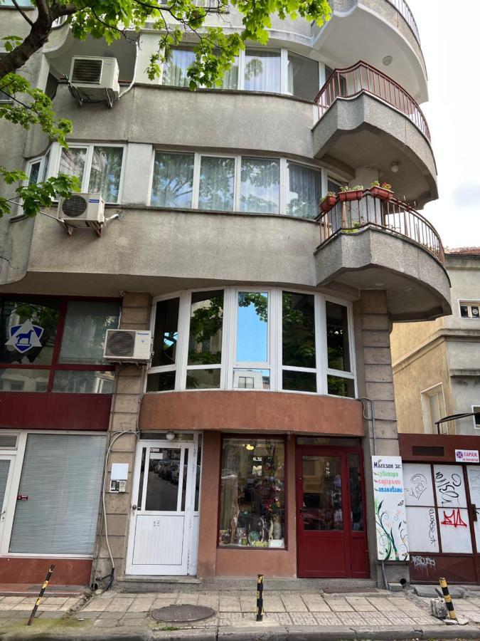 Център Варна Апартамент Bagian luar foto